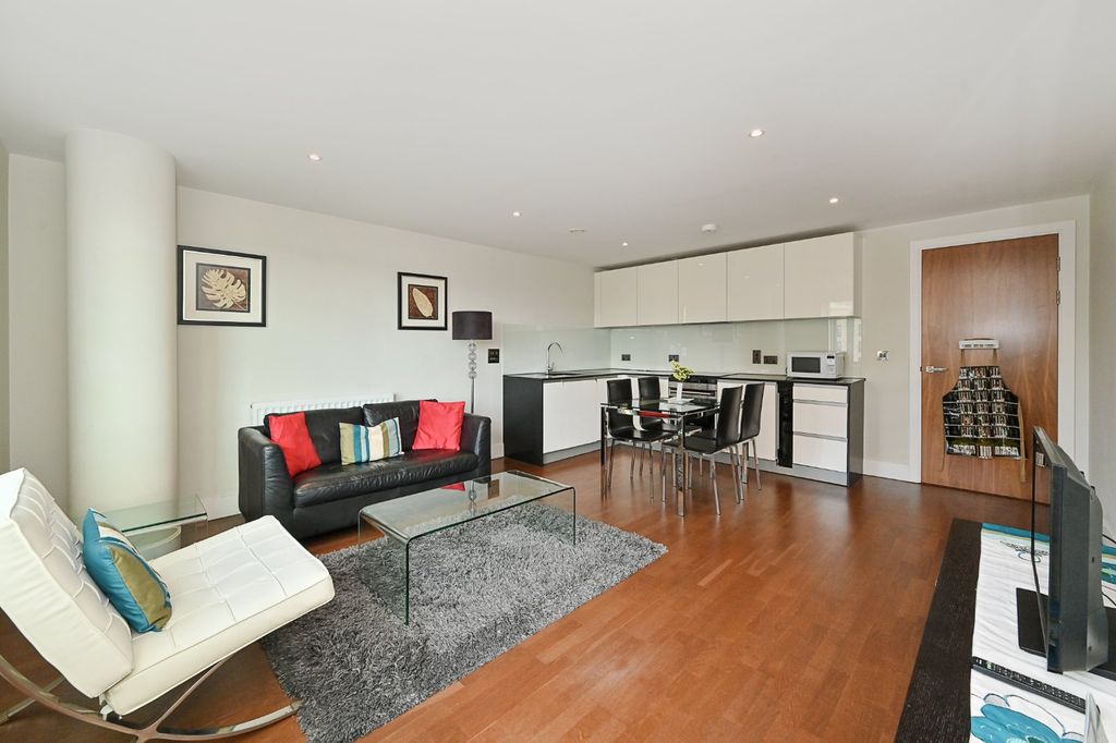 Property photo 1 of 8 Picture No. 11