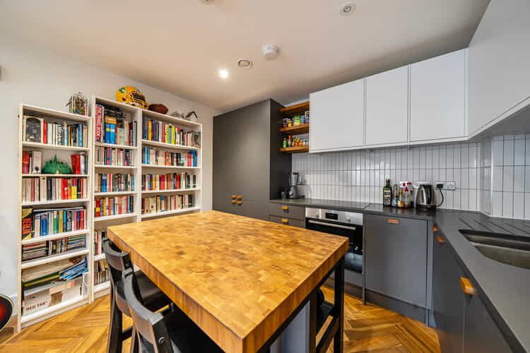 Property photo 3 of 16