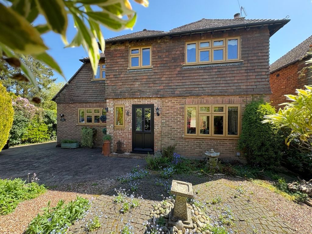 Property photo 1 of 24 Front 2