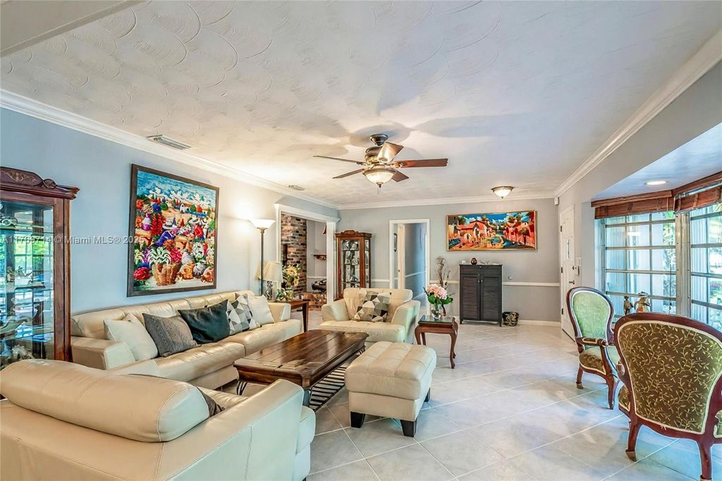Property photo 2 of 36 <Alttext/>