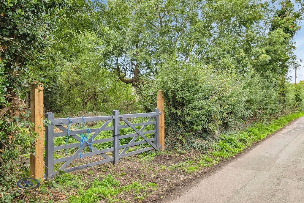Property photo 2 of 7 Pbox-Img.Jpg