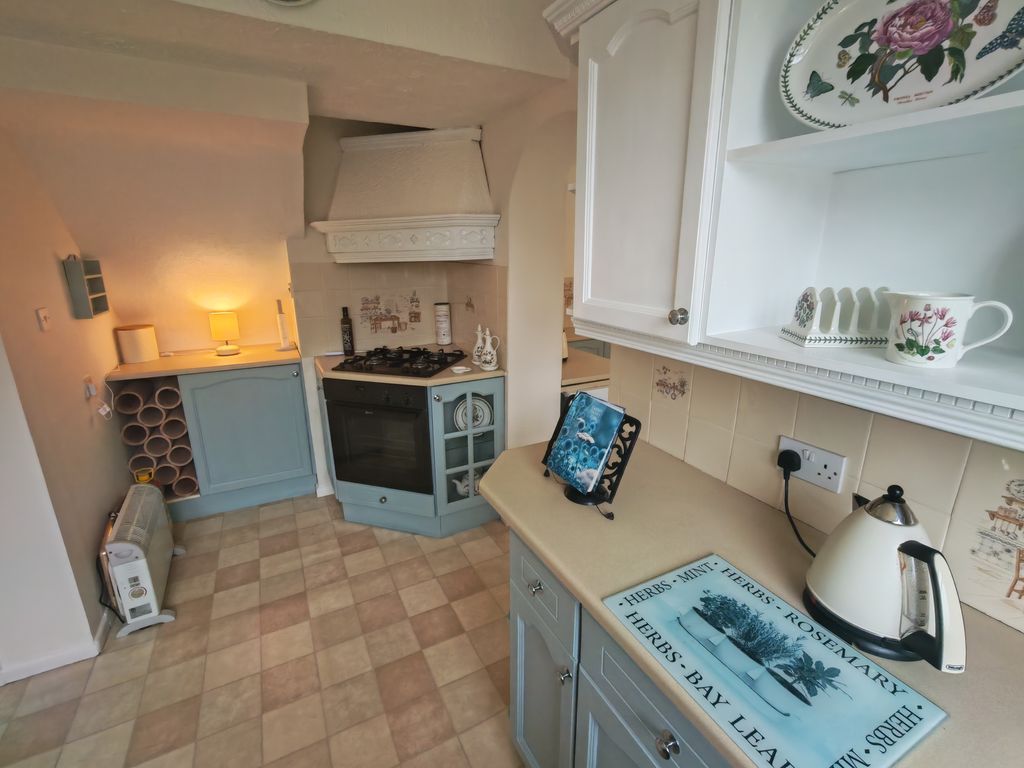 Property photo 3 of 19