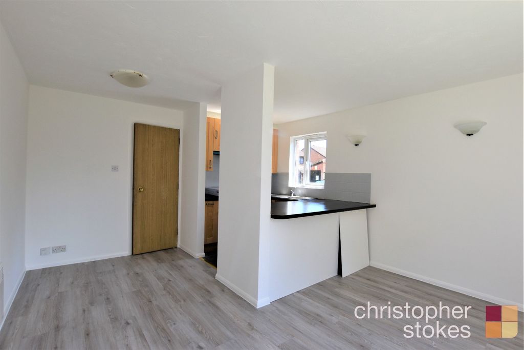 Property photo 2 of 9 4841481