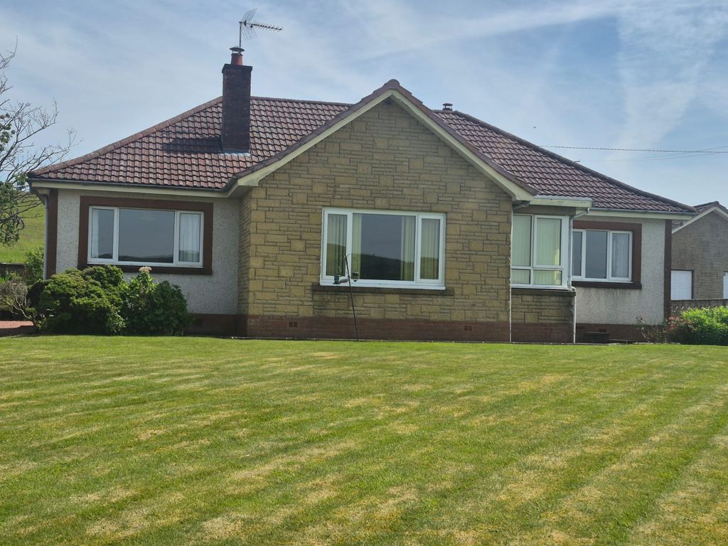 Property photo 2 of 23