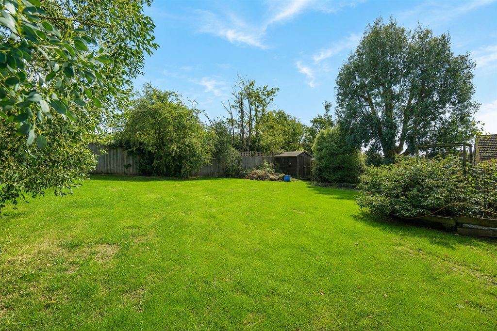 Property photo 2 of 28 63Ff6Ddf-A1E5-4c38-8291-E5cc5170Ac89.Png