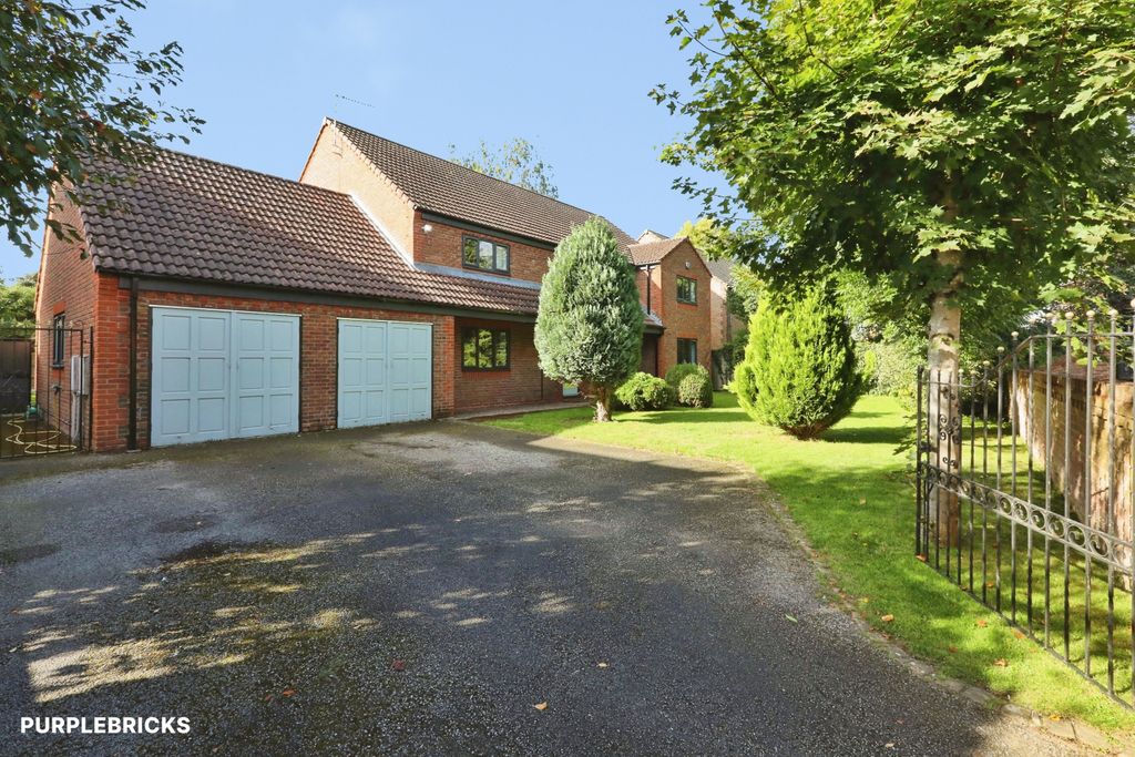 Property photo 1 of 45
