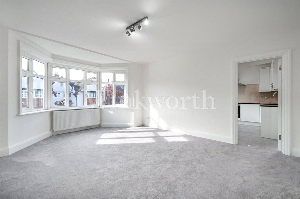 Property photo 3 of 9 Picture No. 05