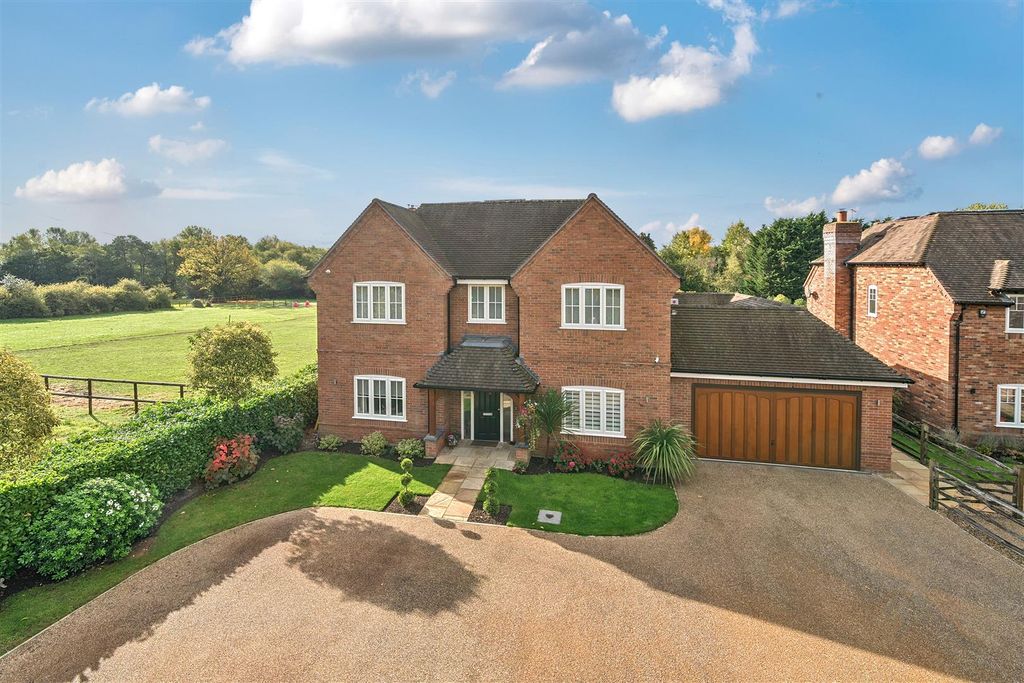 Property photo 1 of 35 Front Aspect