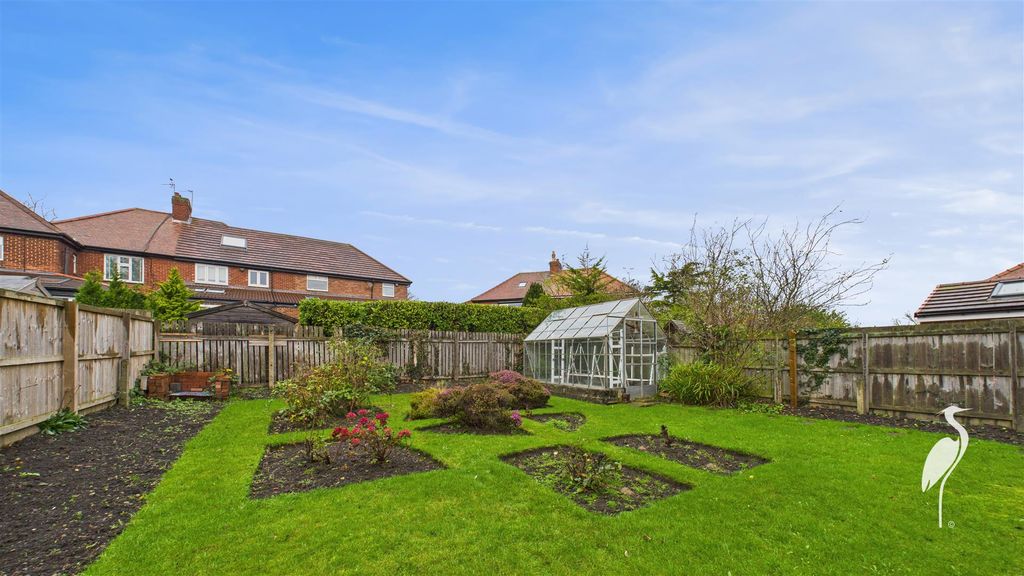 Property photo 2 of 15 Outside