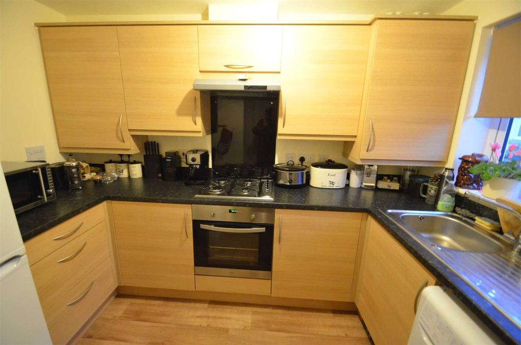 Property photo 3 of 6 Cullompton Seddons
