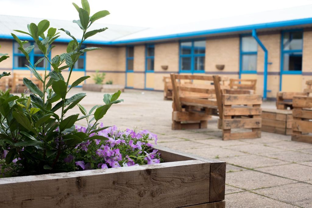 Property photo 2 of 7