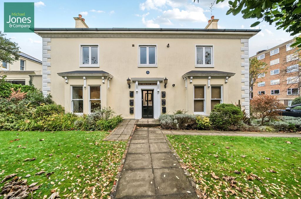 Property photo 1 of 9 External