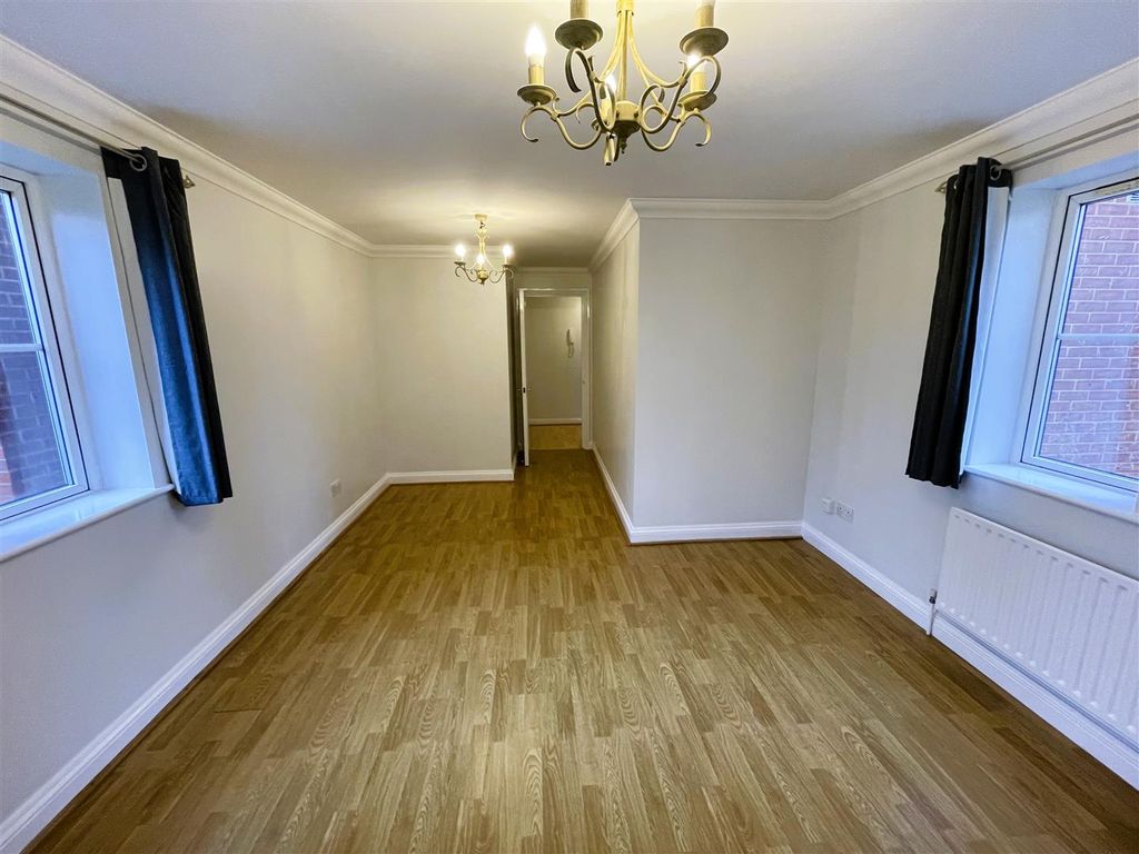 Property photo 3 of 8 Image00006.Jpeg