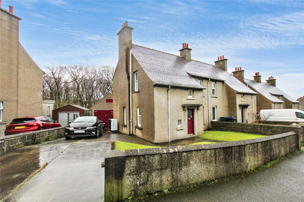 Property photo 1 of 12 Outside