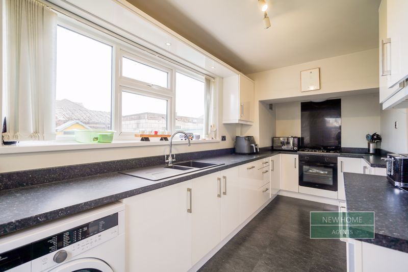 Property photo 3 of 28 Photo 15