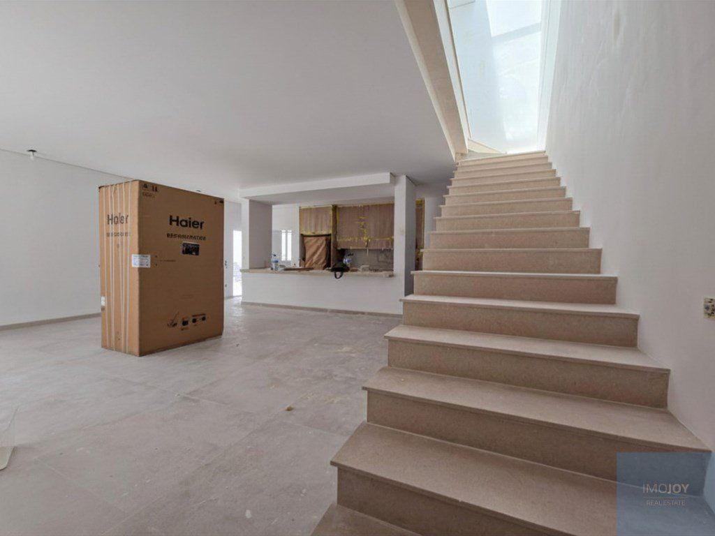 Property photo 3 of 30
