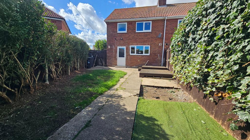Property photo 1 of 31
