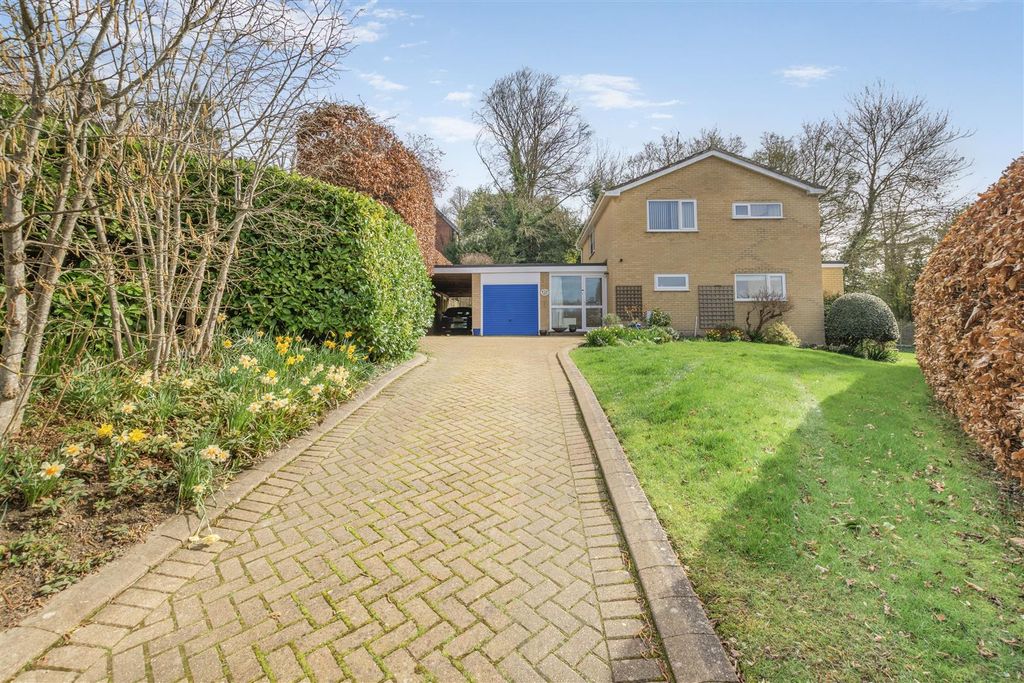 Property photo 1 of 21 8682505-Exterior01.Jpg