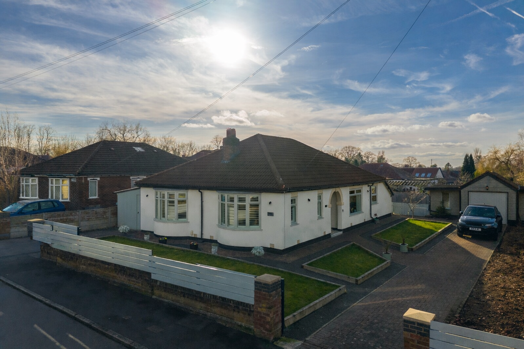 Property photo 1 of 31