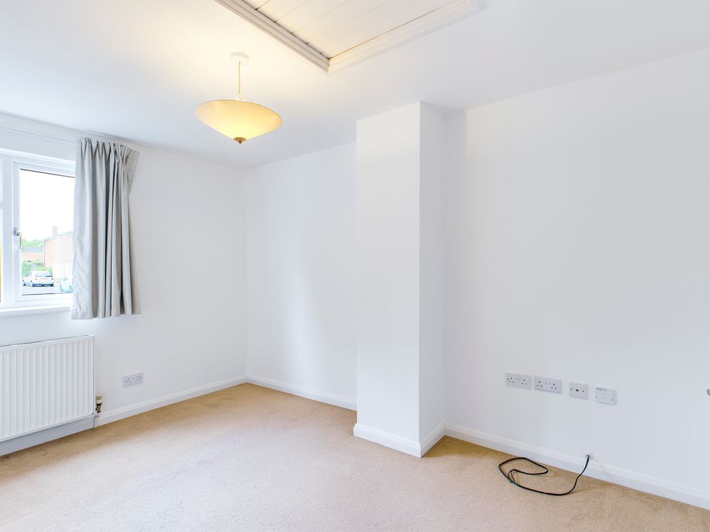 Property photo 3 of 4