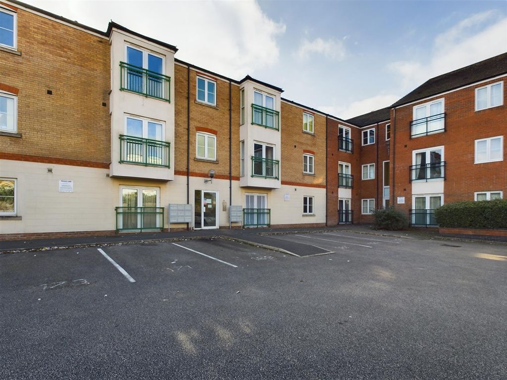 Property photo 1 of 6