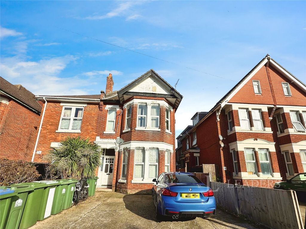Property photo 1 of 8 Picture No. 04