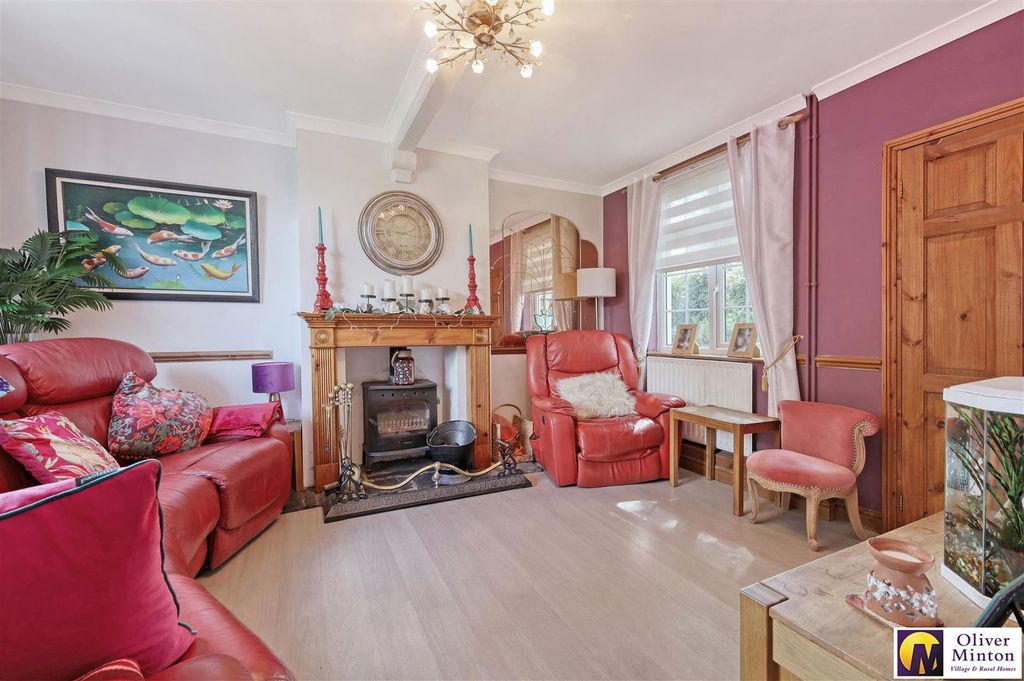 Property photo 2 of 38