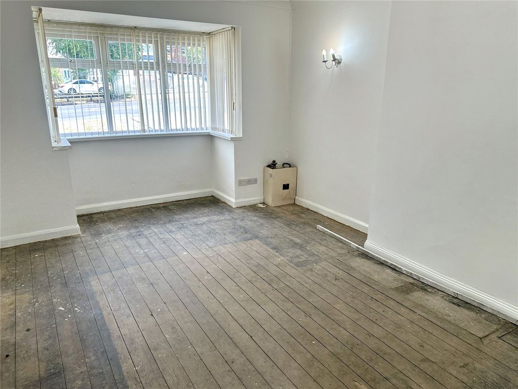 Property photo 2 of 14 Picture No. 22