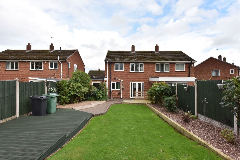 Property photo 2 of 21