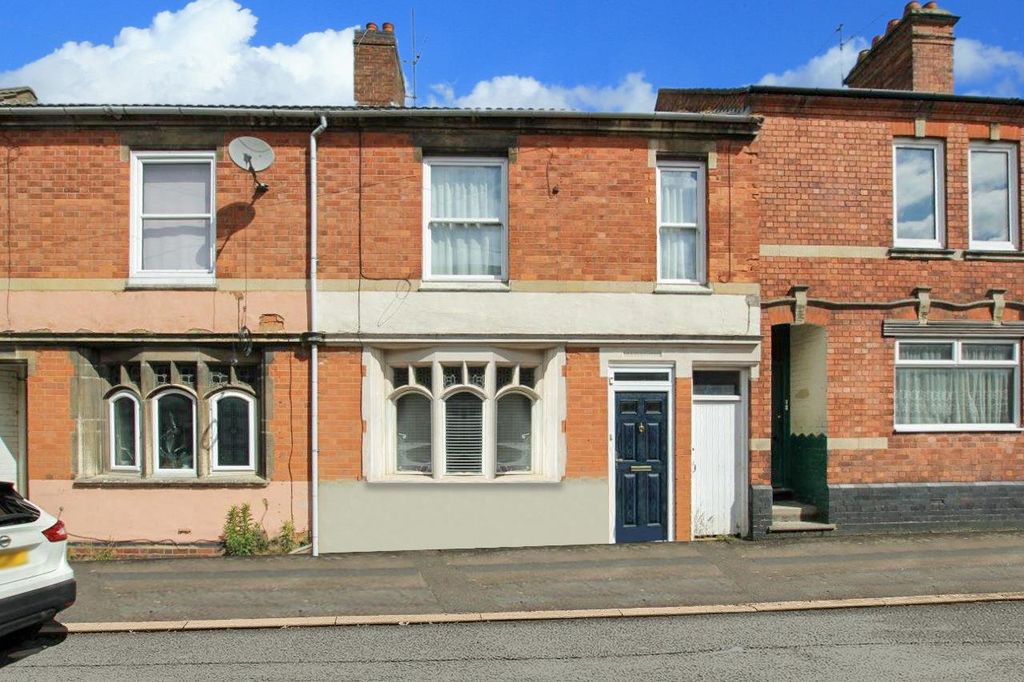 Property photo 1 of 5