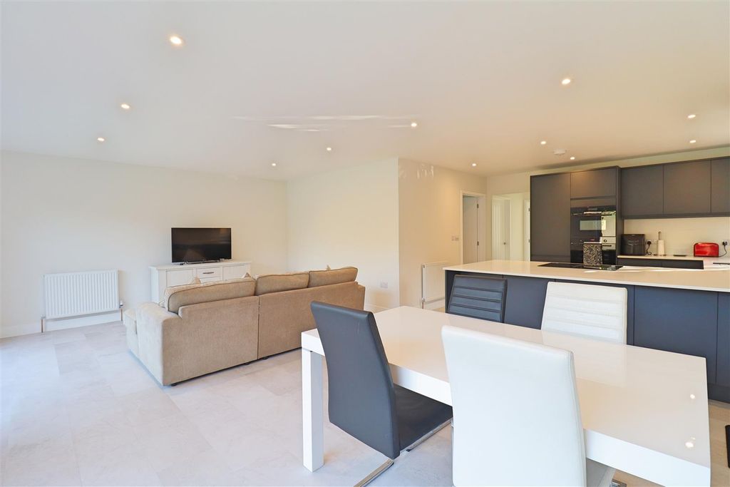 Property photo 2 of 30 Img_3312.Jpg