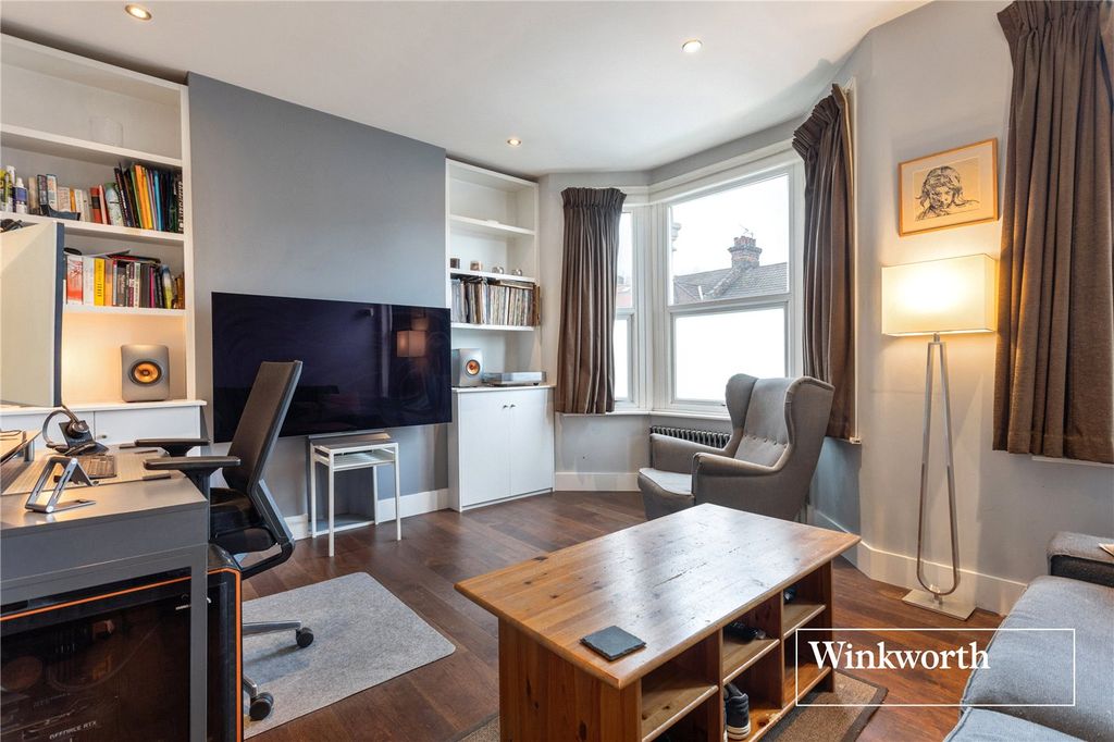 Property photo 1 of 14 Picture No. 05