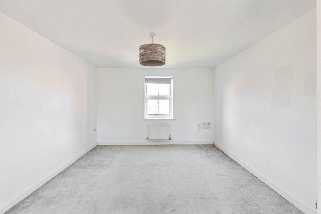 Additional image 8 of 2 bed flat for saleNina Carroll Way, Kettering NN15