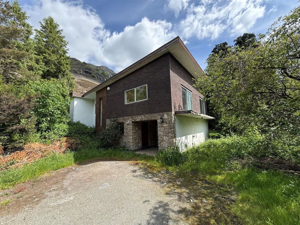 Property photo 1 of 36