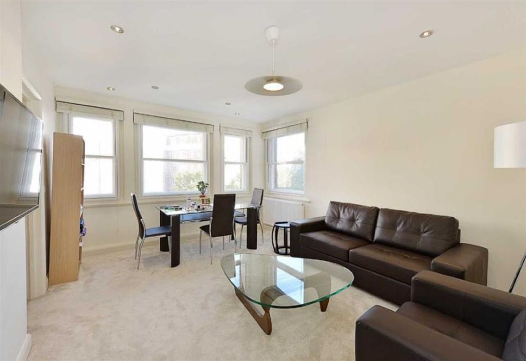 Property photo 1 of 5