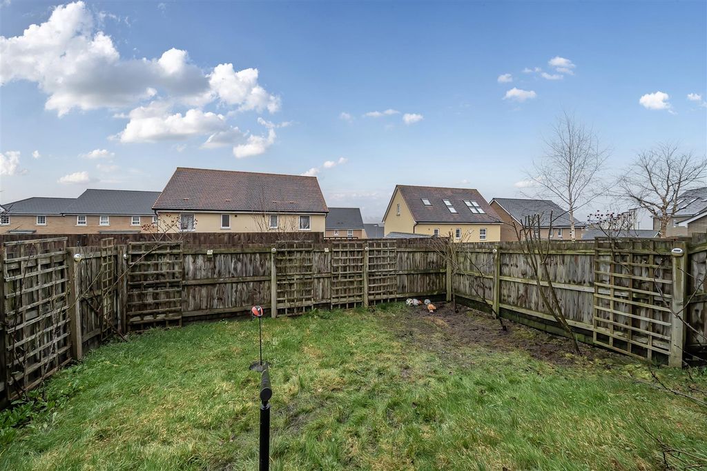 Property photo 2 of 12 1407019-6-698B5297E8Afa.Jpg