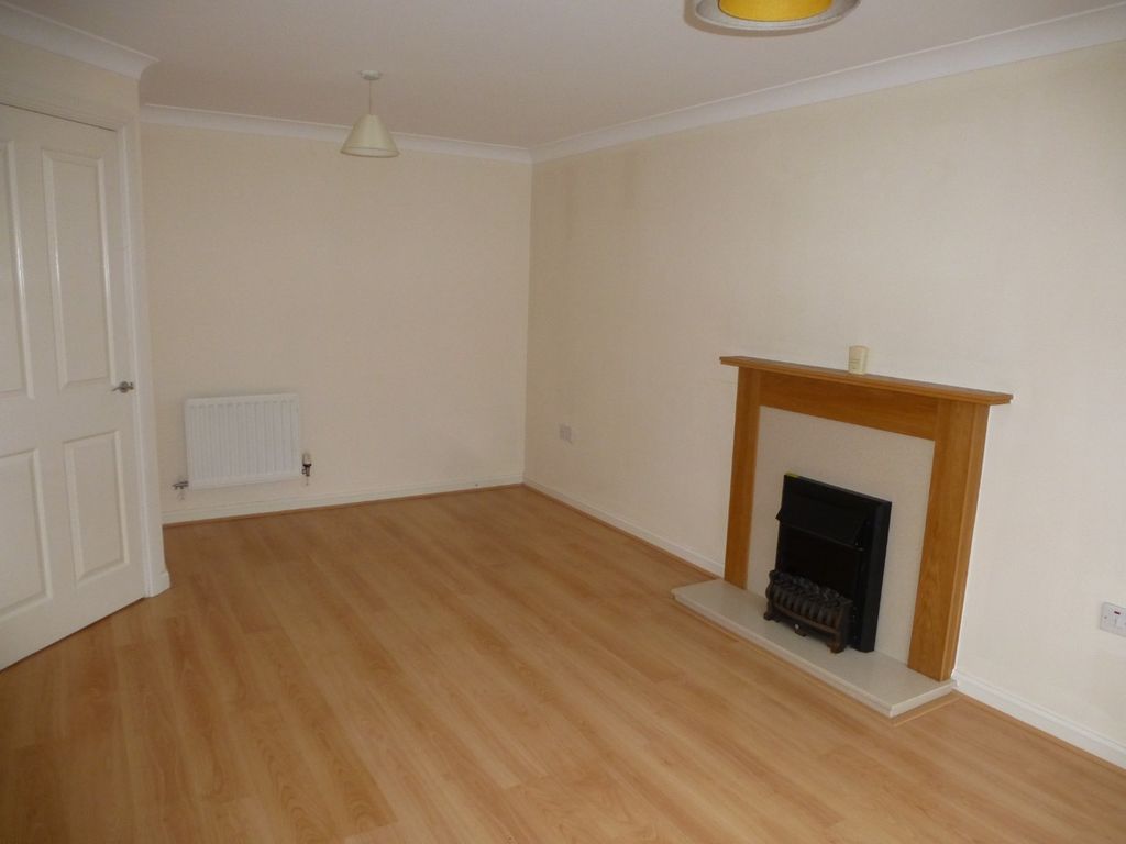 Property photo 3 of 18 4917472