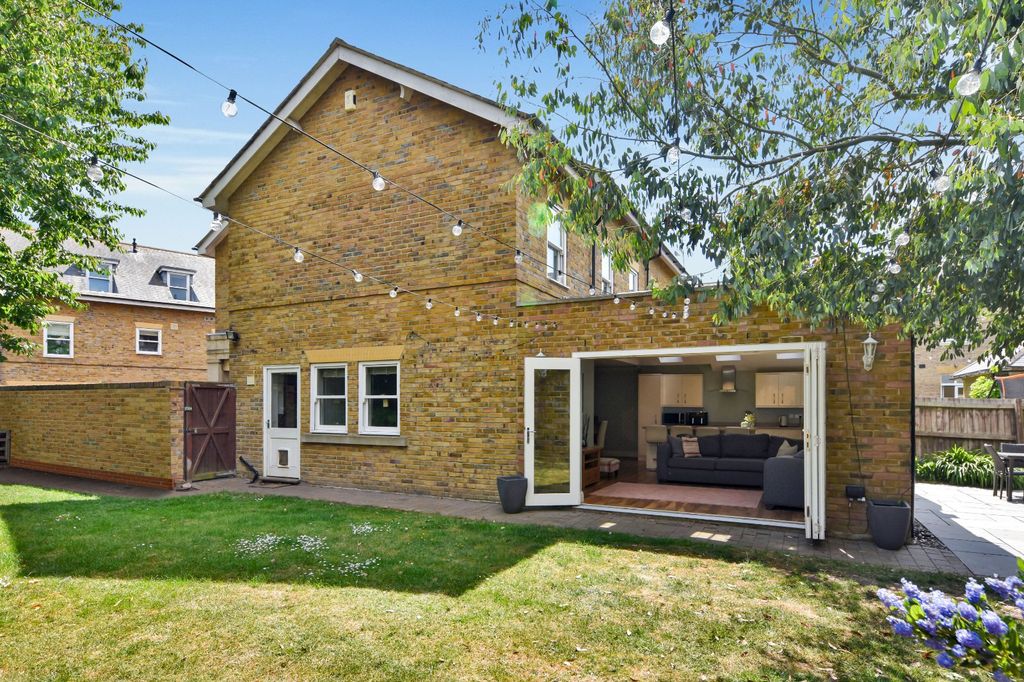 Property photo 2 of 57 Picture No. 67