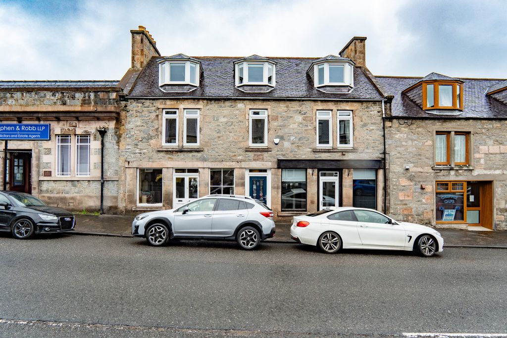 Property photo 1 of 39