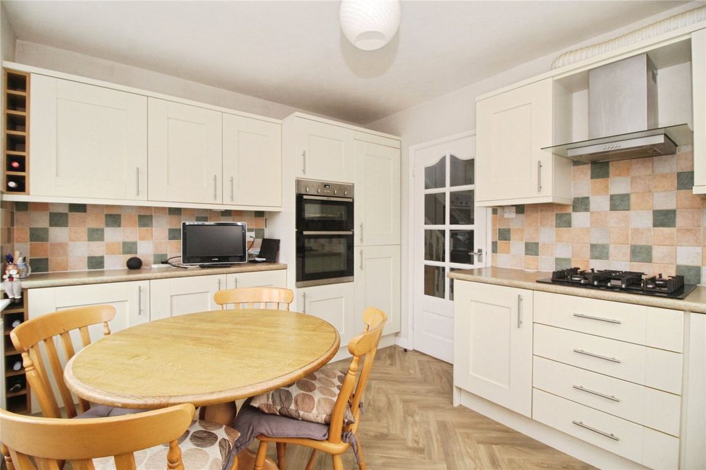 Property photo 2 of 16 Kitchen/Diner