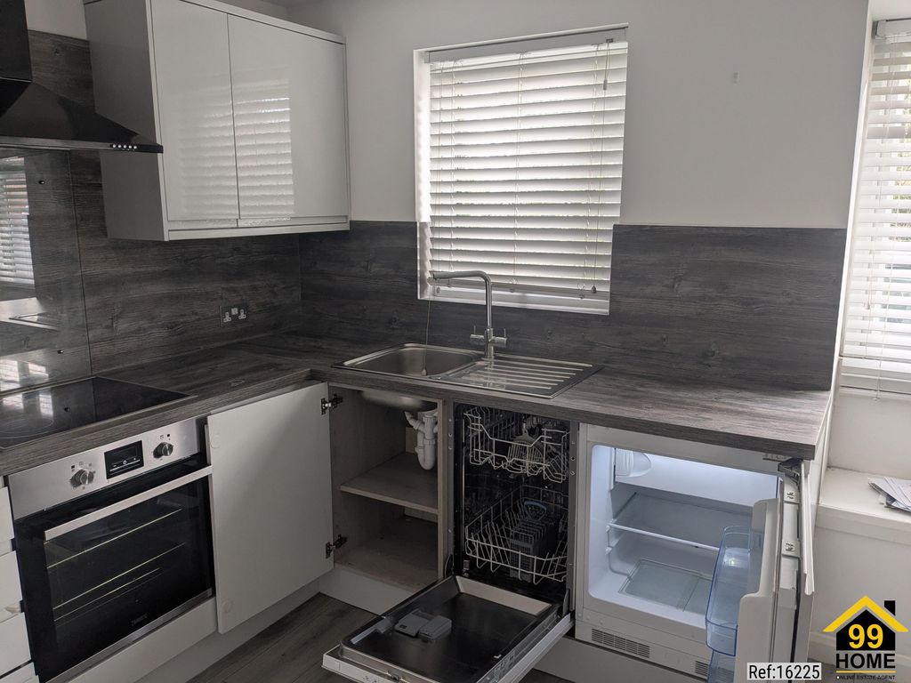 Property photo 2 of 8 Photo 1