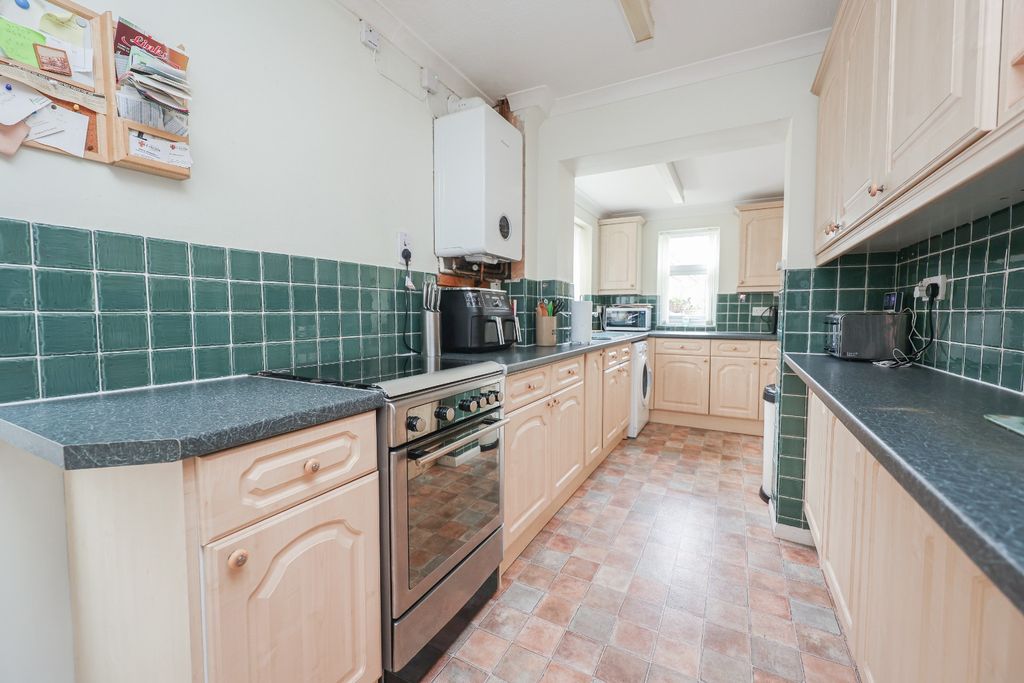 Property photo 2 of 23 4898532