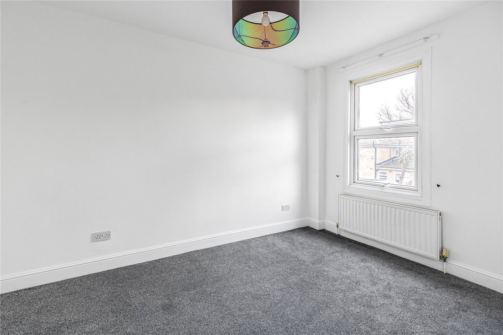 Property photo 3 of 18 Picture No. 29