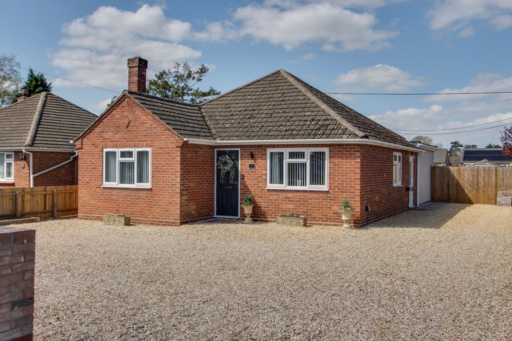 Property photo 1 of 32