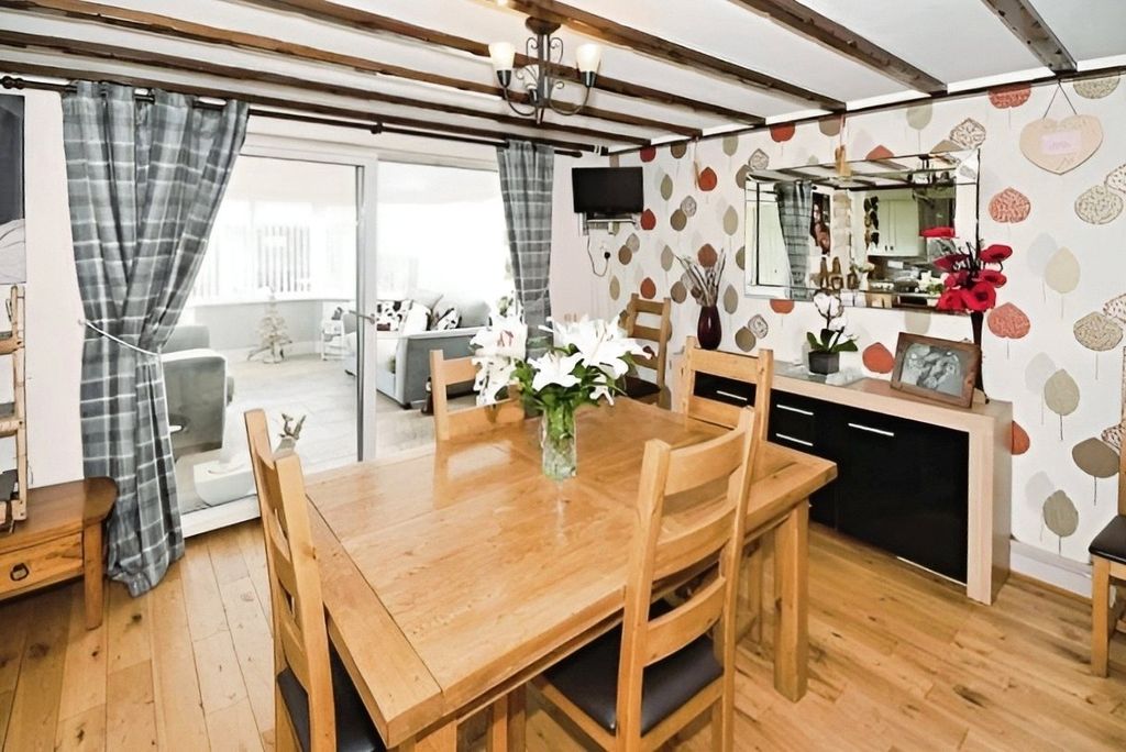 Property photo 2 of 24 Dining Room