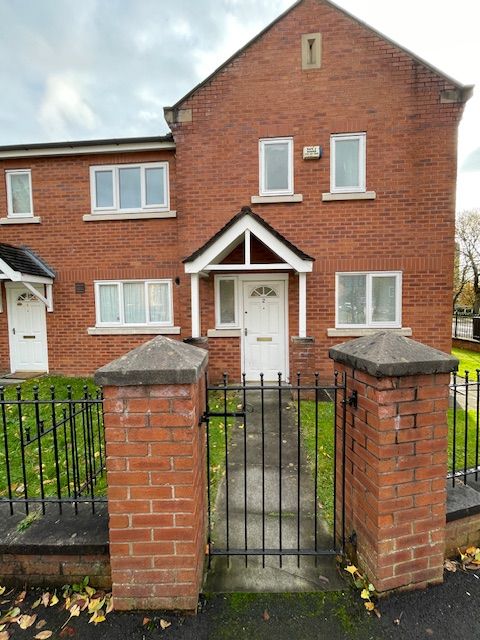 Property photo 1 of 12