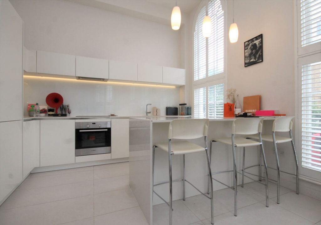 Property photo 1 of 9 Kitchen