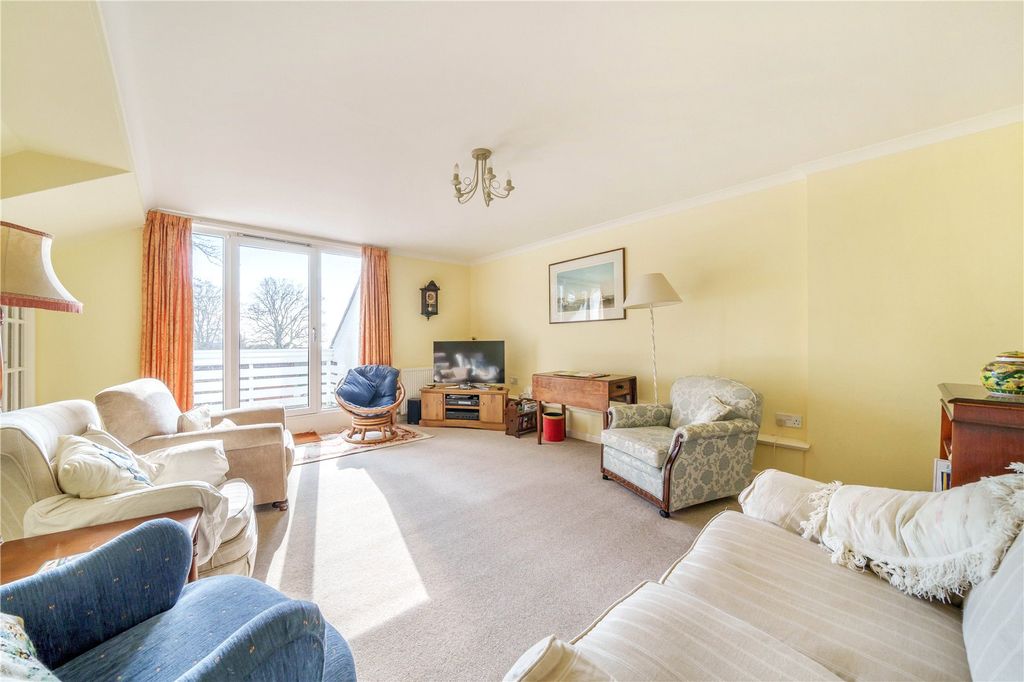 Property photo 2 of 20 Picture No. 04