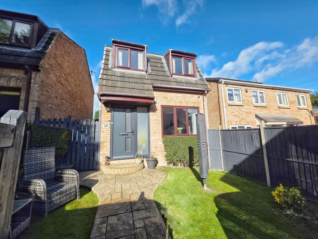 Property photo 2 of 21