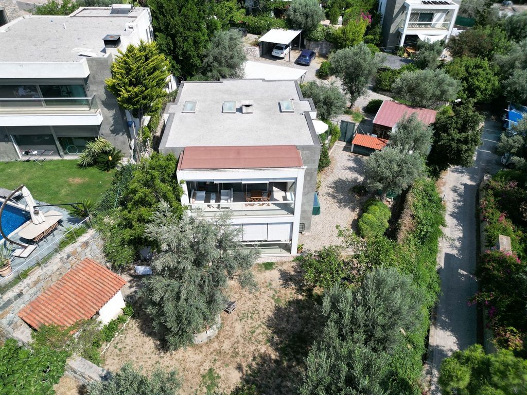 Property photo 1 of 25 Unmissable Investment Property For Sale In Bodrum - A Beautiful Apartment With Garden Views